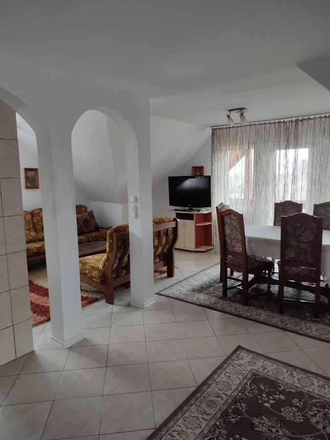 Casa Irilen Otel Mînăstirea Humorului Dış mekan fotoğraf